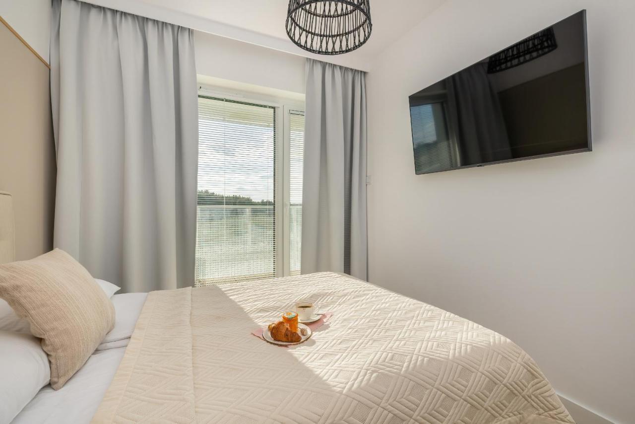 Family Apartment With Gym And Swimming Pool By Renters Prestige Kołobrzeg Kültér fotó
