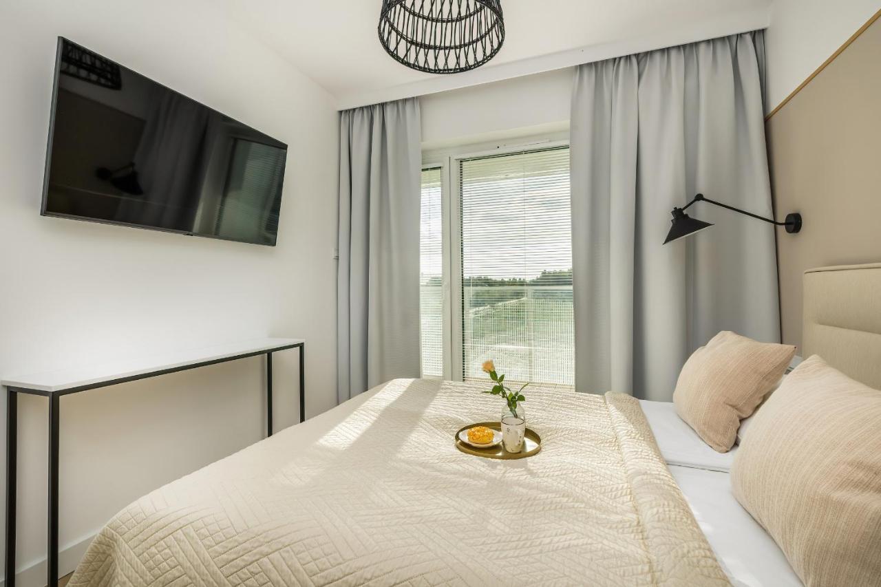 Family Apartment With Gym And Swimming Pool By Renters Prestige Kołobrzeg Kültér fotó