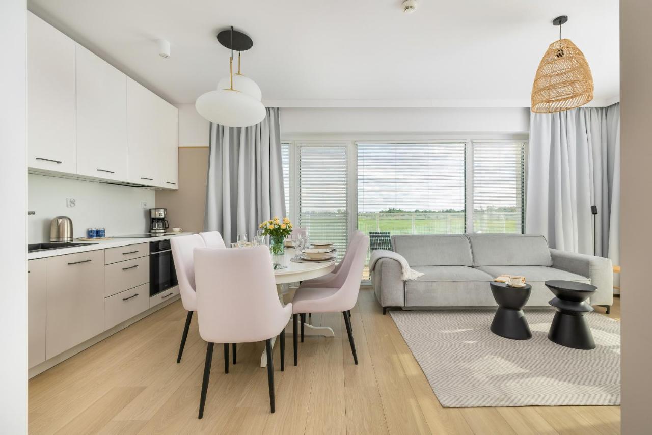 Family Apartment With Gym And Swimming Pool By Renters Prestige Kołobrzeg Kültér fotó