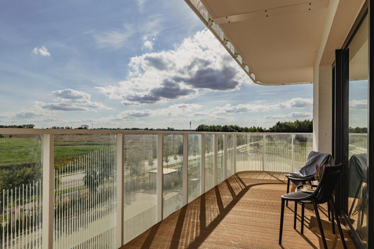 Family Apartment With Gym And Swimming Pool By Renters Prestige Kołobrzeg Kültér fotó